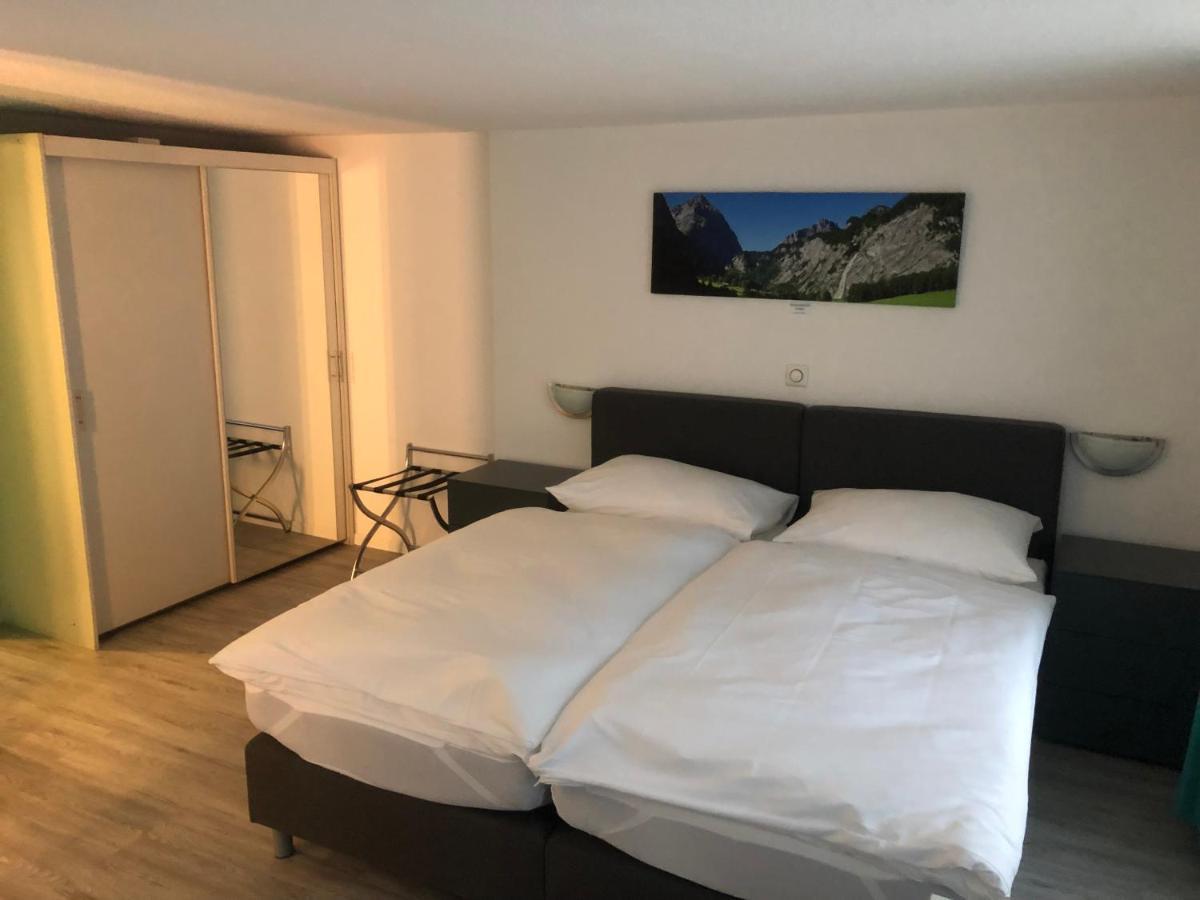Hotel Freihof Glarus Kültér fotó